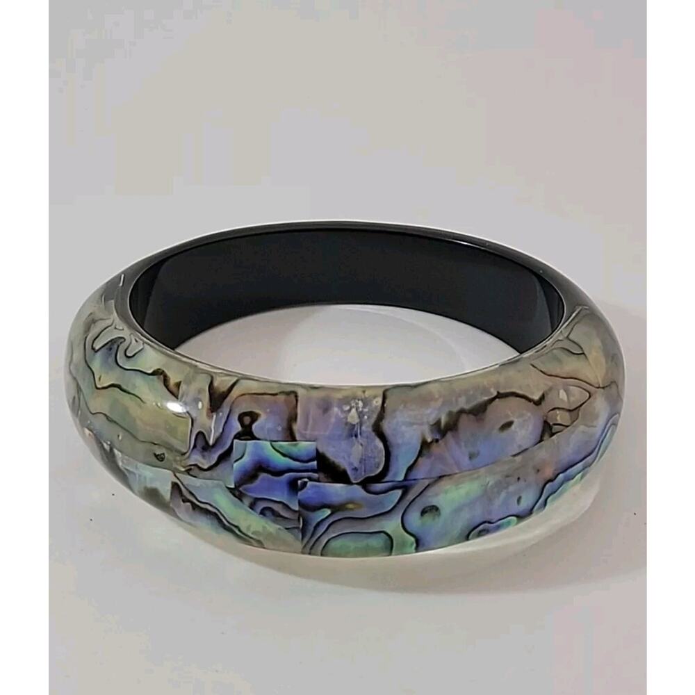 Vintage Abalone Encased Lucite Bangle Bracelet Stunning 2.75 Inches